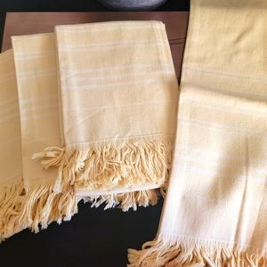 Crate and Barrel Turkish yellow Guest Towels Setvof 2